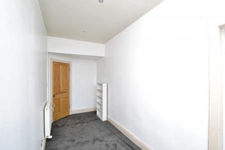 3 bedroom Flat to let in Kirk Street, Edinburgh, EH6