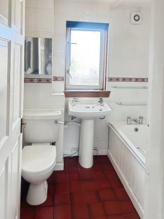 3 bedroom Semi-detached house to let in Drum Brae Drive, Edinburgh, EH4