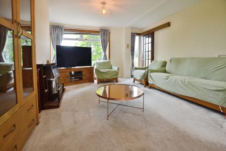 3 bedroom Semi-detached house to let in Greenhill Park, Penicuik, EH26
