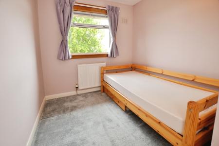 3 bedroom Semi-detached house to let in Greenhill Park, Penicuik, EH26