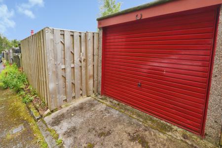 3 bedroom Semi-detached house to let in Greenhill Park, Penicuik, EH26