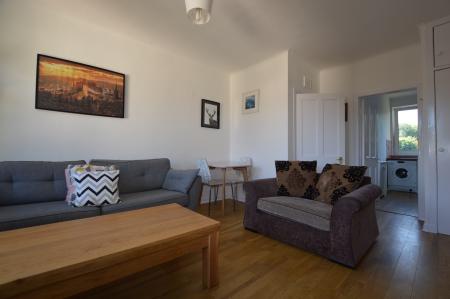 2 bedroom Flat to let in Redbraes Place, Bonnington, Edinburgh, EH7