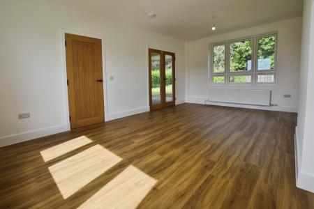 4 bedroom Detached house to let in Riverside Road, South Queensferry, EH30