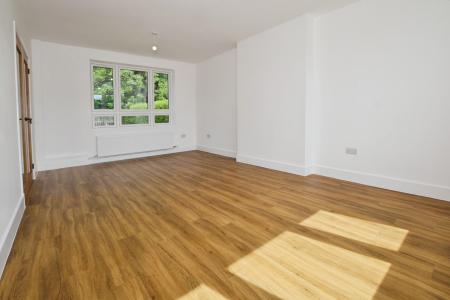 4 bedroom Detached house to let in Riverside Road, South Queensferry, EH30
