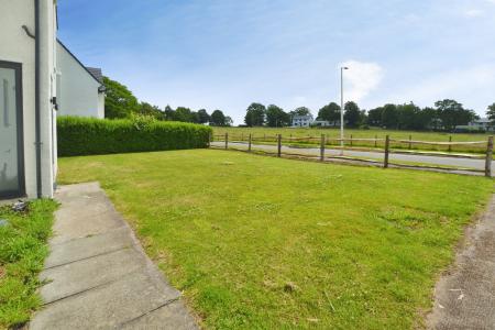 4 bedroom Detached house to let in Riverside Road, South Queensferry, EH30