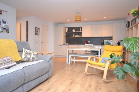 1 bedroom Flat to let in Ropemaker Street, Leith, Edinburgh, EH6
