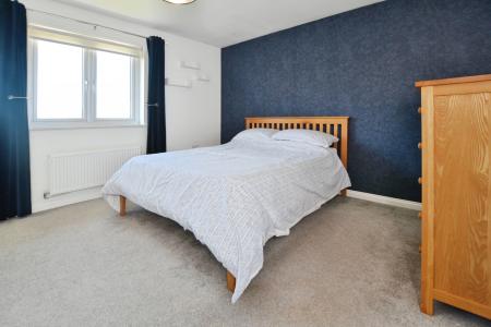2 bedroom Terraced House to let in Clark Avenue, Edinburgh, EH21