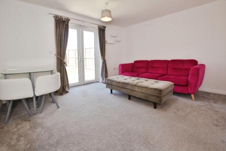 2 bedroom Terraced House to let in Clark Avenue, Edinburgh, EH21