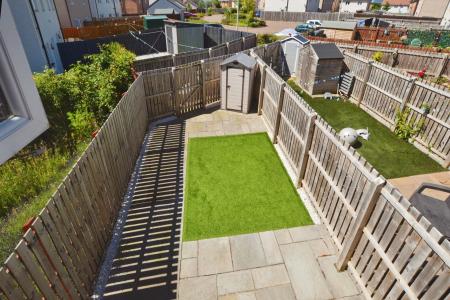 2 bedroom Terraced House to let in Clark Avenue, Edinburgh, EH21