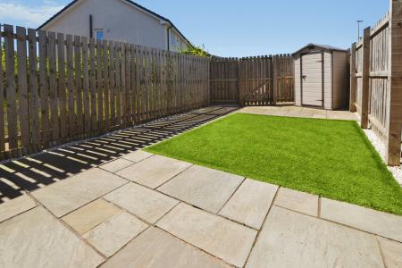 2 bedroom Terraced House to let in Clark Avenue, Edinburgh, EH21