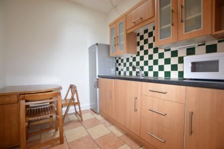 2 bedroom Flat to let in Largo Place, Leith, Edinburgh, EH6