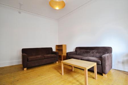 4 bedroom Flat to let in Eyre Place, Edinburgh, EH3