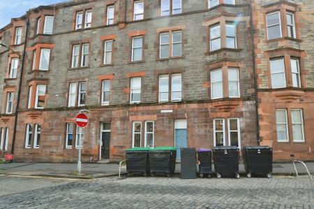 4 bedroom Flat to let in Eyre Place, Edinburgh, EH3
