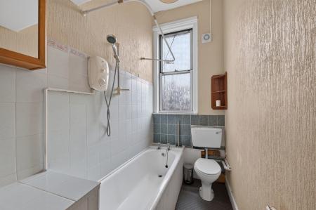 1 bedroom Flat for sale in 12, 1F4, Dean Park Street, Edinburgh, EH4 1JW