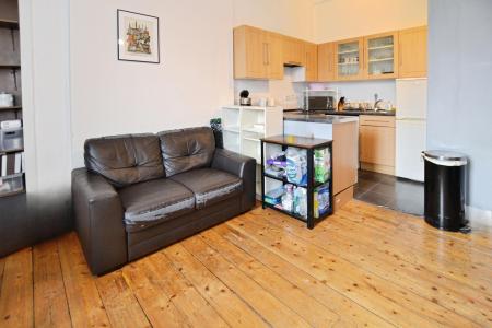 1 bedroom Flat to let in Dean Park Street, Edinburgh, EH4