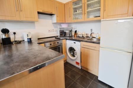 1 bedroom Flat to let in Dean Park Street, Edinburgh, EH4