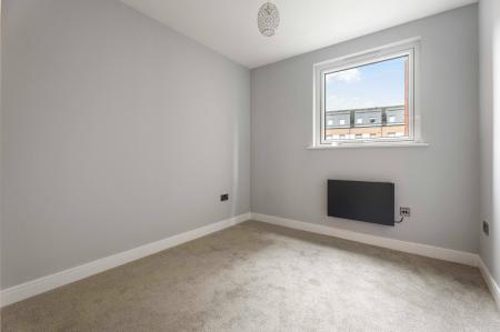 2 bedroom Flat for sale in Ferry Gait Crescent, Silverknowes, Edinburgh, EH4