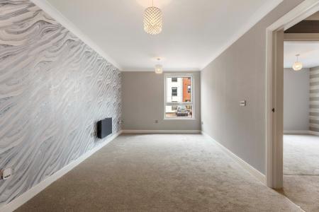 2 bedroom Flat for sale in Ferry Gait Crescent, Silverknowes, Edinburgh, EH4