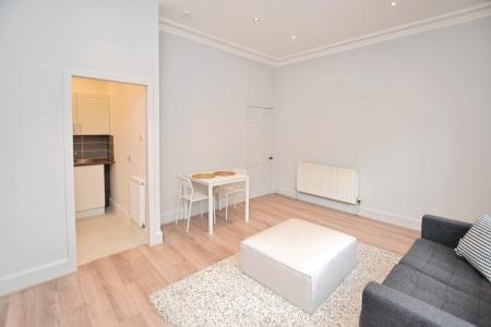 1 bedroom Flat to let in London Road, Abbeyhill, Edinburgh, EH7