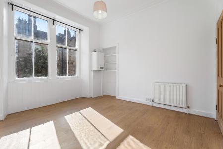 1 bedroom Flat for sale in 1F3, 24 Dean Park Street, Stockbridge, Edinburgh, EH4 1JT