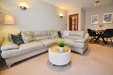 1 bedroom Flat to let in Laichpark Road, Edinburgh, EH14