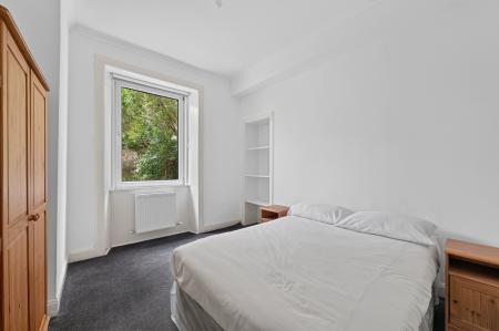 2 bedroom Ground floor flat for sale in 22 Henderson Gardens, Edinburgh, EH6 6BX
