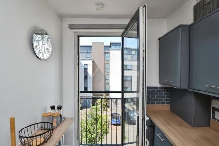1 bedroom Flat to let in Colonsay Close, Granton, Edinburgh, EH5