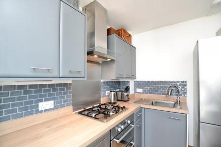 1 bedroom Flat to let in Colonsay Close, Granton, Edinburgh, EH5