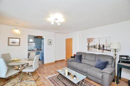 1 bedroom Flat to let in Colonsay Close, Granton, Edinburgh, EH5