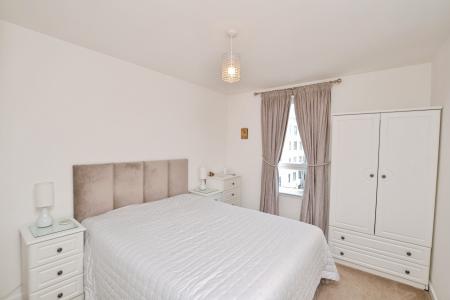 1 bedroom Flat to let in Colonsay Close, Granton, Edinburgh, EH5