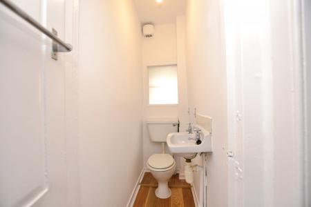 1 bedroom Flat to let in Buchanan Street, Edinburgh, EH6