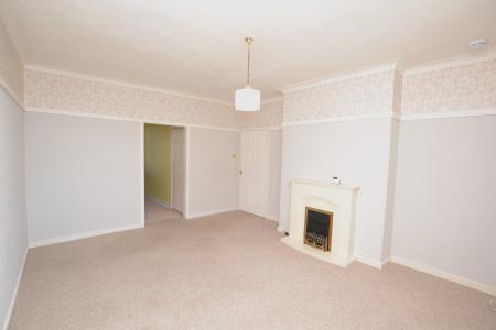 2 bedroom Flat to let in McKinlay Terrace, Loanhead, EH20