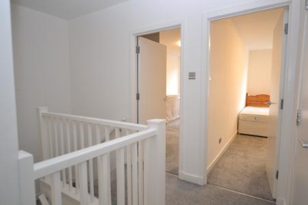 3 bedroom Flat to let in Bedford Court, Edinburgh, EH4
