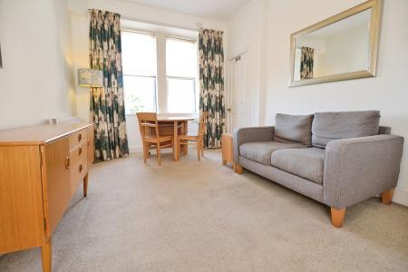 1 bedroom Flat to let in Albion Road, Edinburgh, EH7