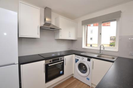 1 bedroom Flat to let in Allanfield, Edinburgh, EH7