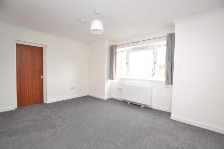 1 bedroom Flat to let in Allanfield, Edinburgh, EH7