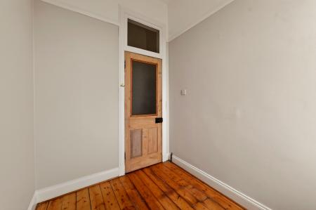 5 bedroom Flat to let in East Trinity Road, Trinity, Edinburgh, EH5