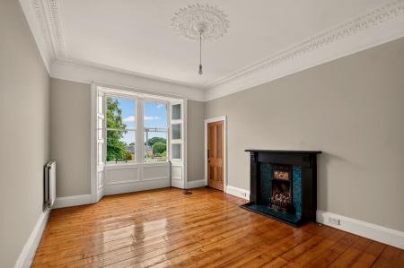 5 bedroom Flat to let in East Trinity Road, Trinity, Edinburgh, EH5