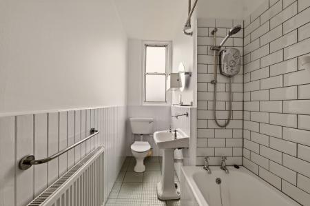 5 bedroom Flat to let in East Trinity Road, Trinity, Edinburgh, EH5