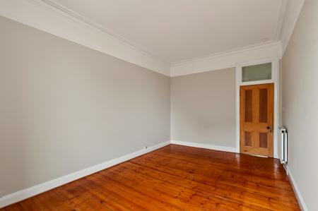 5 bedroom Flat to let in East Trinity Road, Trinity, Edinburgh, EH5