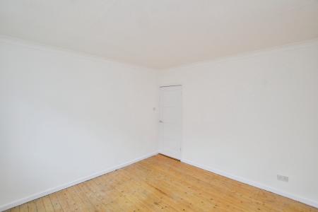 2 bedroom Flat to let in Caiystane Gardens, Edinburgh, EH10