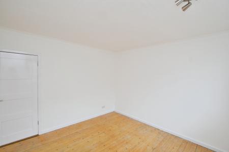 2 bedroom Flat to let in Caiystane Gardens, Edinburgh, EH10