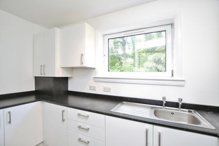 2 bedroom Flat to let in Caiystane Gardens, Edinburgh, EH10