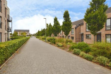 1 bedroom Flat to let in Dimma Park, South Queensferry, EH30