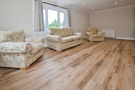 3 bedroom Semi-detached house to let in Saughton Mains Avenue, Edinburgh, EH11