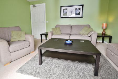 1 bedroom Flat to let in Old Dalmore Drive, Auchendinny, EH26