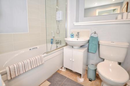 1 bedroom Flat to let in Old Dalmore Drive, Auchendinny, EH26