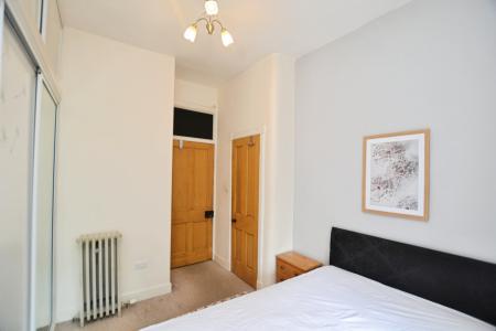 2 bedroom Flat to let in Comely Bank Place, Edinburgh, EH4