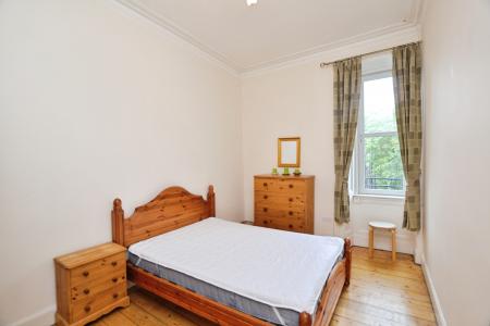 2 bedroom Flat to let in Comely Bank Place, Edinburgh, EH4