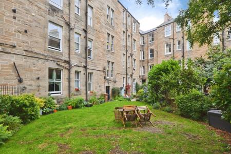 2 bedroom Flat to let in Comely Bank Place, Edinburgh, EH4